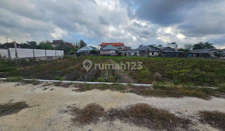 Disewakan Tanah Komersil Lokasi Kerobokanlingkungan Villa 2