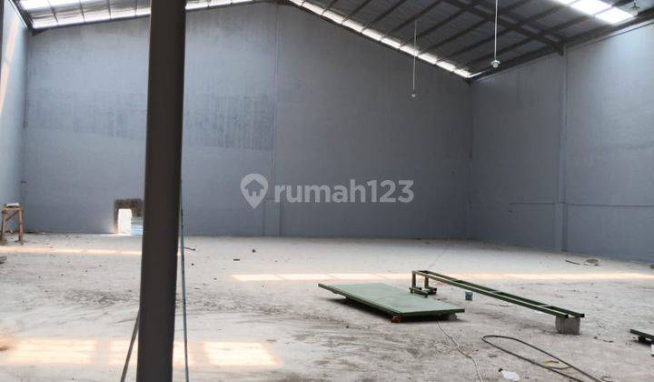 Disewakan Gudang Cipondoh 2 Lantai Kota Tangerang  1