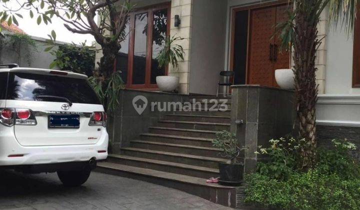 Rumah Bagus di Menteng Ki Mangunsarkoro Jakarta Pusat 2