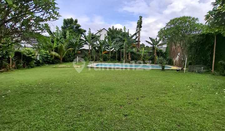 RUMAH UNTUK KANTOR, RUMAH PRODUKSI TEMPAT TINGGAL 1000 M HANYA 375 JT PER TAHUN