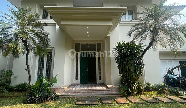 Luxurious House In Kebayoran Baru 1