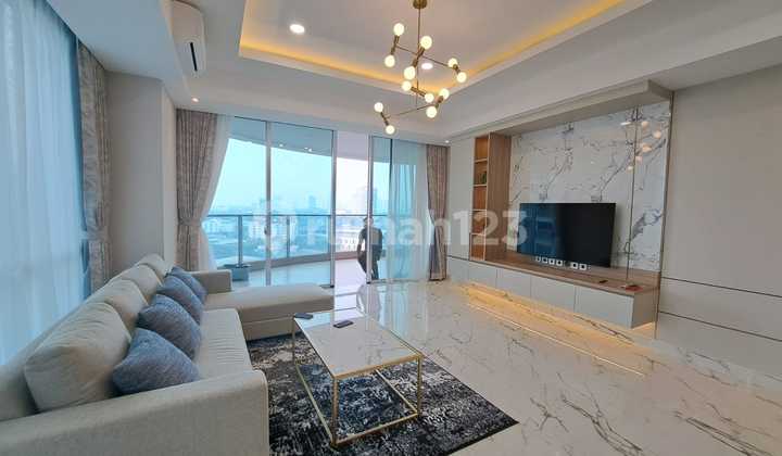 4 Bedroom Suite with Private Lift at Kemang Village Apartment Ready for Rent 2