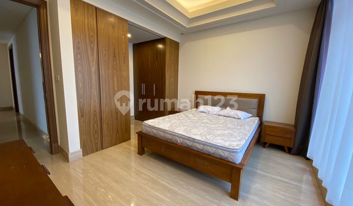 no macet macet .... Minimalist modern apartment in town, Southills apartment 2