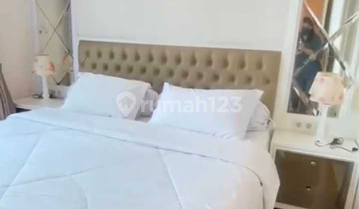 Living in Montana Tower Casagrande, Want to WFC just stay down, Want to go anywhere also close.