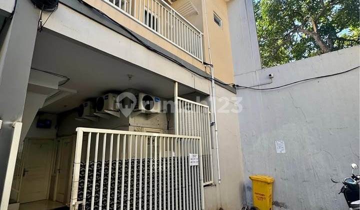 Rumah Kos Kutisari 2 Lantai Strategis Dekat Petra Rumah Kos Kutisari 2 Lantai Strategis Dekat Petra