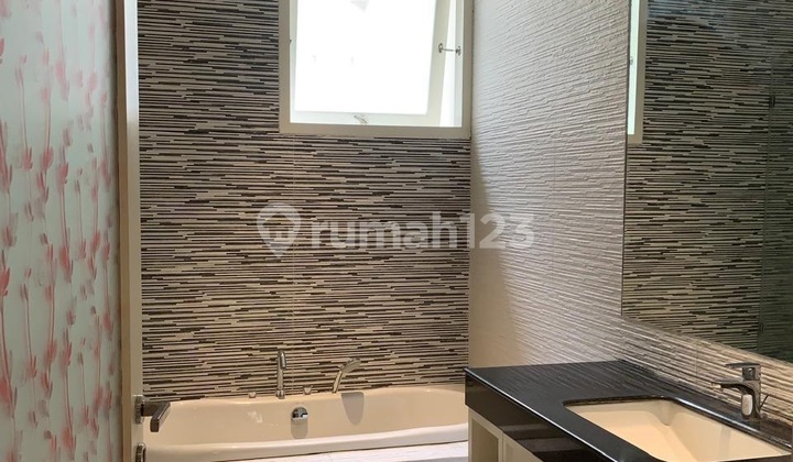 Rumah Mewah Jemursari Siap Huni Lokasi Strategis Dekat Kendangsari, Tenggilis, UBAYA 2