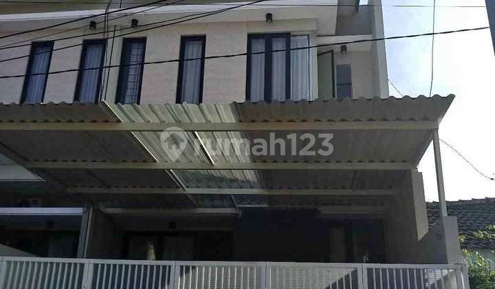 Rumah Rungkut Siap Huni Terawat Strategis Dekat Upn