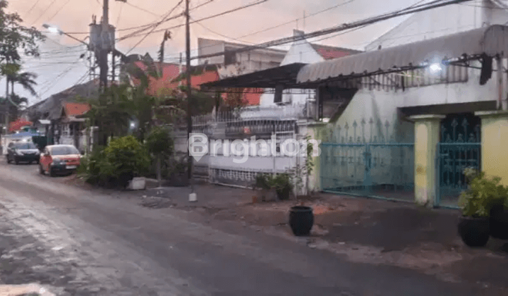 Rumah 0 Jalan di Pucang Adi Lokasi rame cocok utk Usaha  2