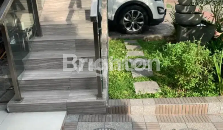 Rumah 3 Lantai di Kertajaya Indah Model Minimalis Modern  2
