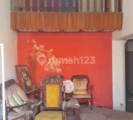 Rumah Mulyosari Perlu Renovasi Row Jalan 2 Mobil Dekat Kampus ITS 2