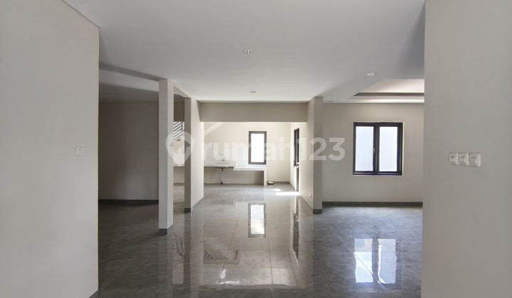 Dijual Rumah Sudah Full Renovasi Siap Huni di Cluster Depan Kota Wisata Cibubur 2