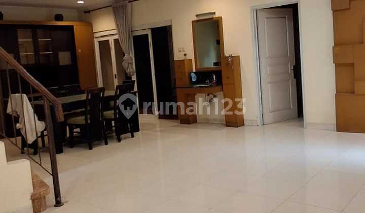 Dijual Cepat Rumah Hook Semi Furnish Di Raffles Hills Cibubur 2