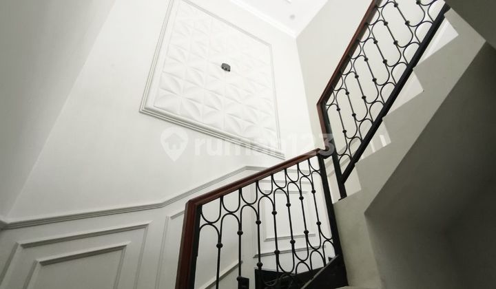 Dijual Rumah Siap Huni Type American Classic di Depok Dijual Rumah Siap Huni Type American Classic di Depok