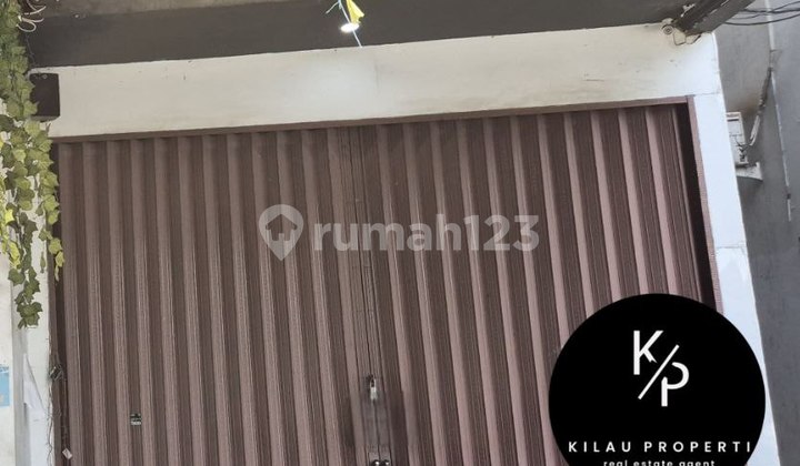 For Rent 3-Story Shop House in Jagakarsa, South Jakarta