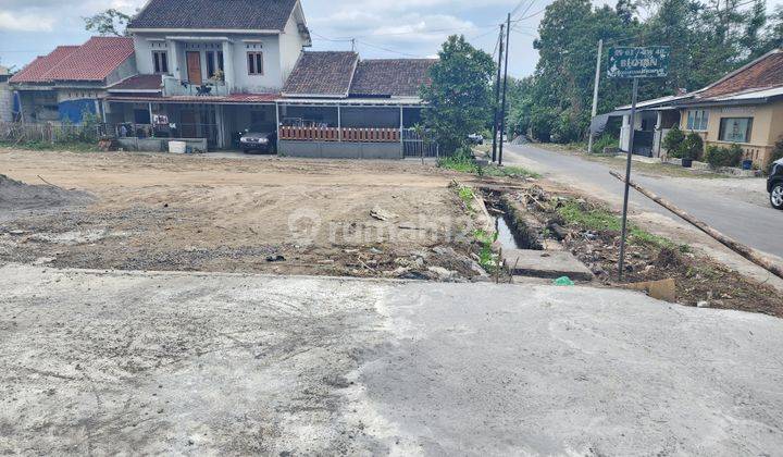 Tanah di Wedomartani Mangku Jalan Aspal Dekat Stadion Maguwo