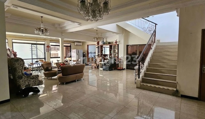 Rumah Bagus Terawat Komplek Kupang Indah Gang Favorit