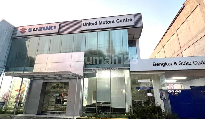 Rumah Usaha Eks Showroom Bengkel Resmi Raya HR Muhammad Rumah Usaha Eks Showroom Bengkel Resmi Raya HR Muhammad