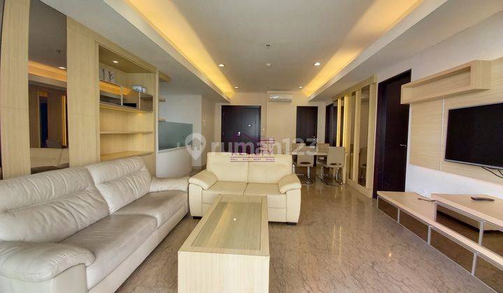 Disewakan Apartemen The Royale Springhill Kemayoran 2+1BR Luas 165m2 VR986 2