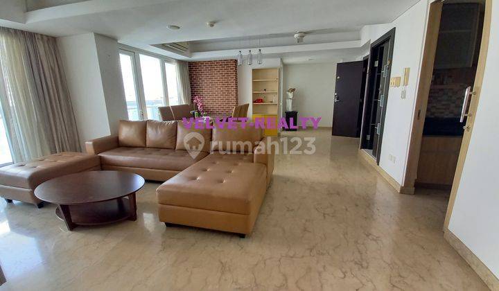 Dijual Apartment The Royale Springhill Kemayoran 3+1 BR Vr445 1