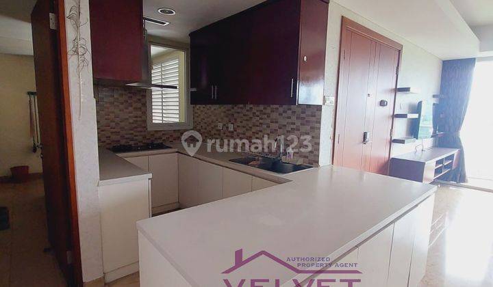 Dijual Apt The Royale Springhill Kemayoran 3+1 BR Furnish Luas 196m2 Vr912 1