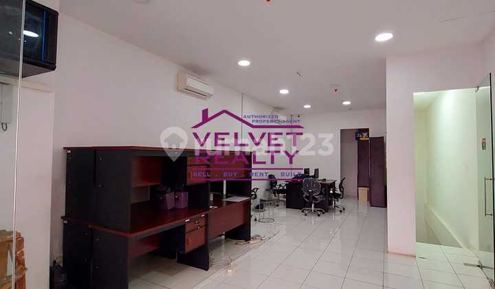 Dijual Ruko Royale Suite 3 Lantai Ukuran 4,5x13,5 Kondisi Bagus vr922 vr922