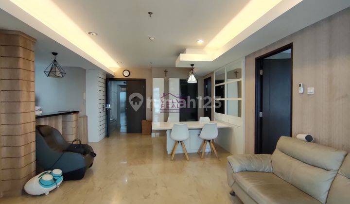 Disewakan Apartemen The Royale Springhill Kemayoran 2+1BR Luas 165m2 VR1106 1