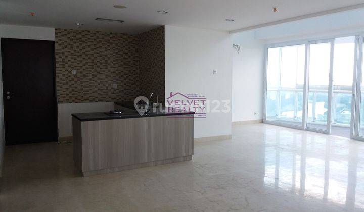 Dijual Penthouse The Royale Springhill Kemayoran 2 Lantai Luas 360m2 VR1087 2