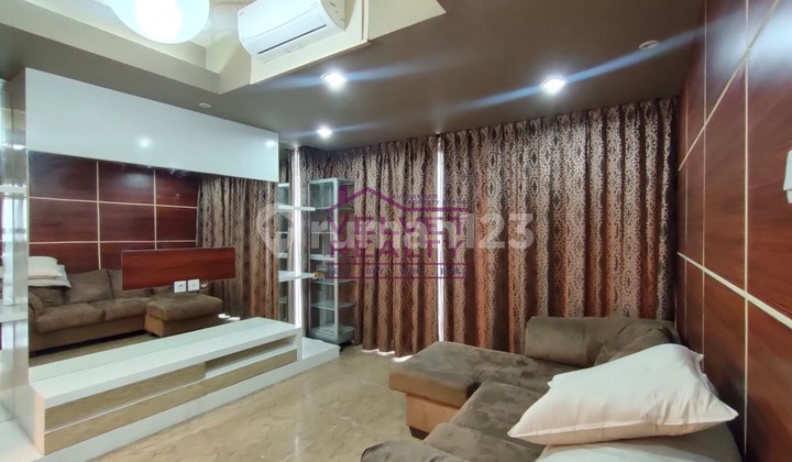 Disewakan Apartemen Royale Springhill Kemayoran 2Br Luas 119M2 #Vr404 Disewakan Apartemen Royale Springhill Kemayoran 2Br Luas 119M2 #Vr404