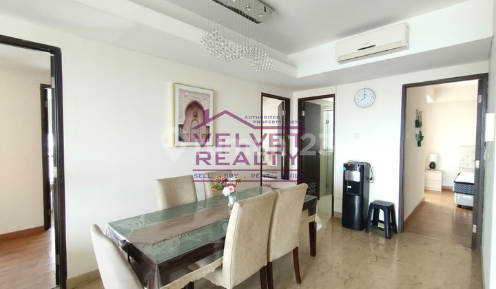 Disewakan Apartemen Royale Springhill Kemayoran 3+1Br Luas 196M2 #Vr1156 2