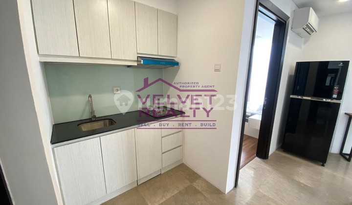 Disewakan Apartemen Springhill Royale Suites Kemayoran 2BR Luas 119m2 #VR1145 2