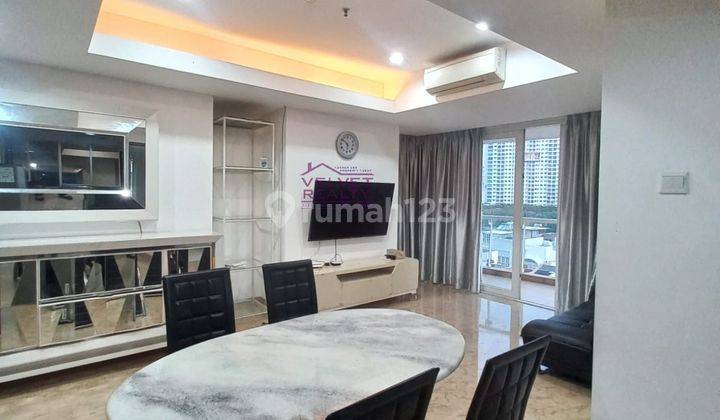 Disewakan Apartemen The Royale Springhill Kemayoran 2BR Luas 119m2 VR1079 2