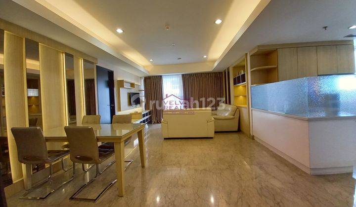 Disewakan Apartemen The Royale Springhill Kemayoran 2+1BR Luas 165m2 VR986 1