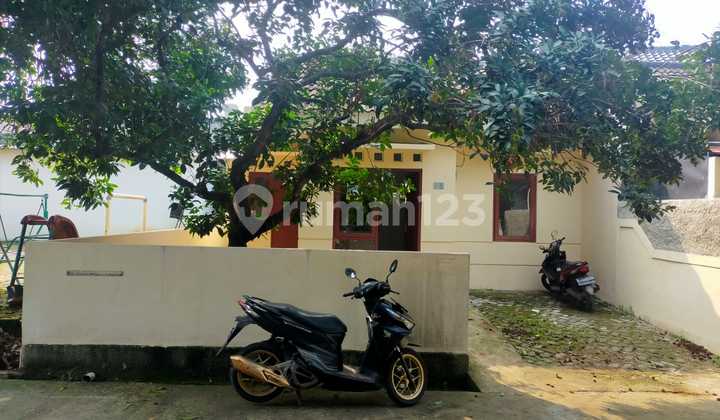 Single-story house in Permata Puri 3, Cimanggis, Depok. Price negotiable. 2