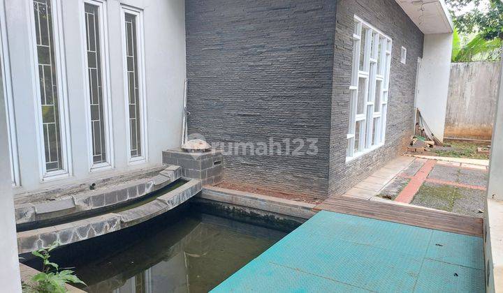 Rumah 2lt  di bawah harga NJOP, Siap Huni di Rafless Hill  Cibubur 2