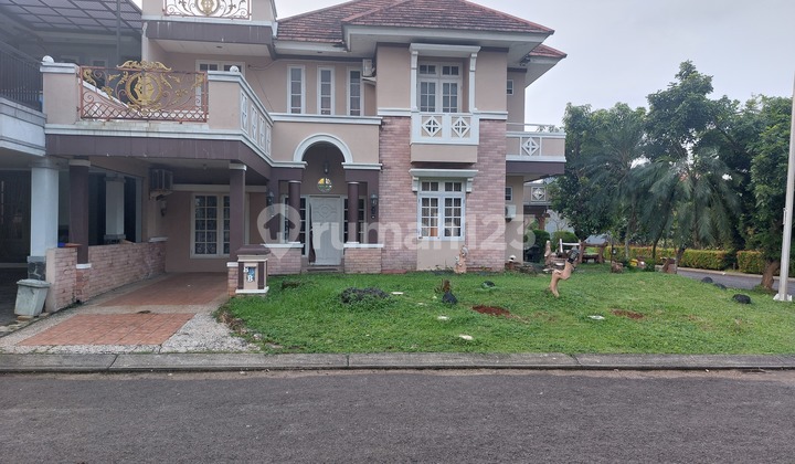 Rumah Hoek 2 Lantai di Dalam Cluster Kota Wisata