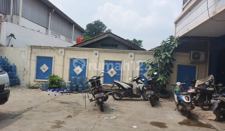 Ruko 2lt Gandeng di Cibubur di jalan Raya Bogor km27 2