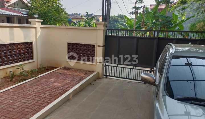 foto lainnya rumah baru  2 lantai  siap