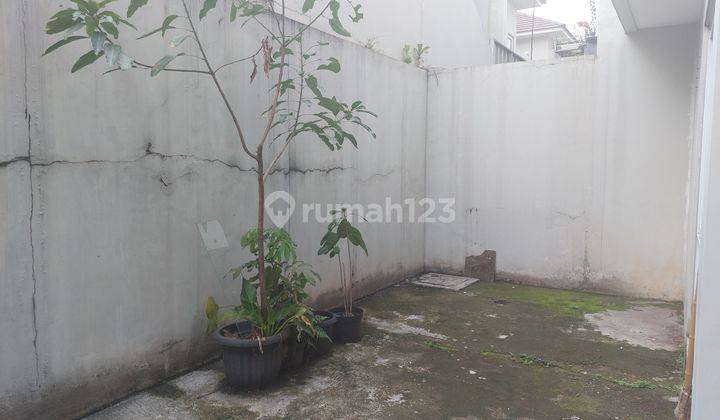 TURUN HARGA    Rumah 2 lantai, siap huni, dekat sekolah penabur dalam Cluster Baru Kota Wisata 2