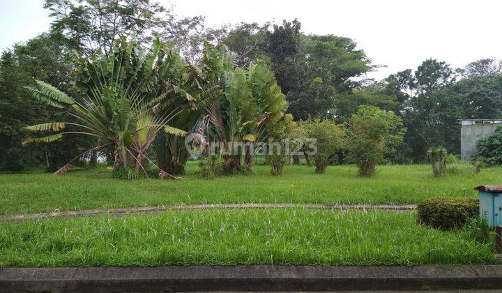 Dijual murah  Kavling Hoek depan Taman  di Cluster Exclusive Kota Wisata Cibubur 1