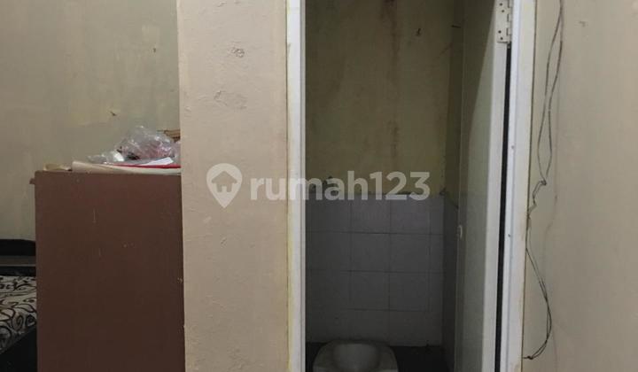 Boarding House Behind Stan Bintaro Campus