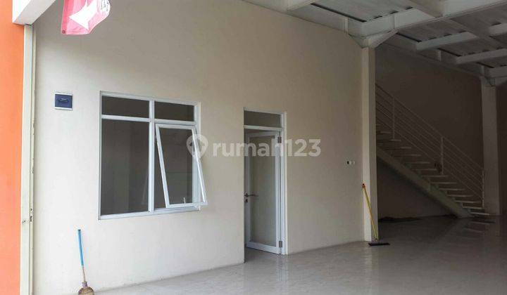 Ruko 2 LT STRATEGIS  PST KOTA Bandung