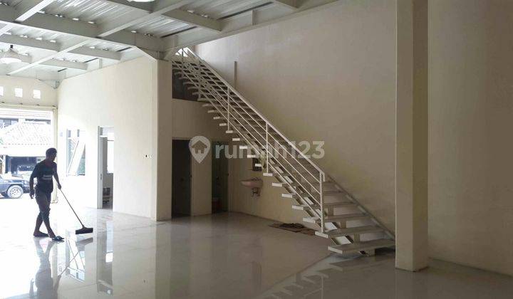 Ruko 2 LT STRATEGIS  PST KOTA Bandung
