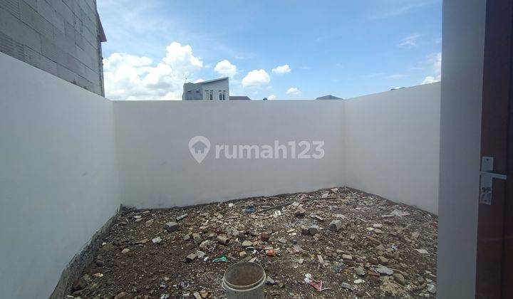 Rumah Cantik Strategis Dekat Transmart Buahbatu Bandung