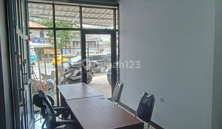 Ruang Kantor Full Furnished Untuk Operasional Lebih Mudah 1
