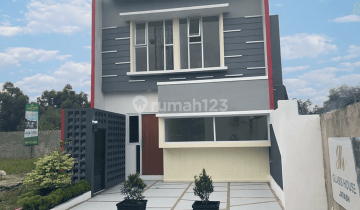 Rumah Mewah 2 Lantai Fasilitas Smart Home, CCTV Full Furnish & Kanopi Cantik Tinggal bawa Koper 1