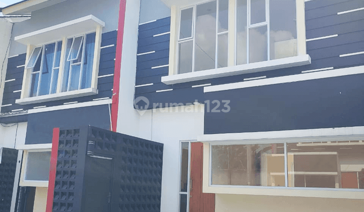 Rumah Cluster  2 Lantai Siap Huni Fasilitas Smart Home, CCTV Full Furnish dan Kanopi Cantik, Aman dan Nyaman 1