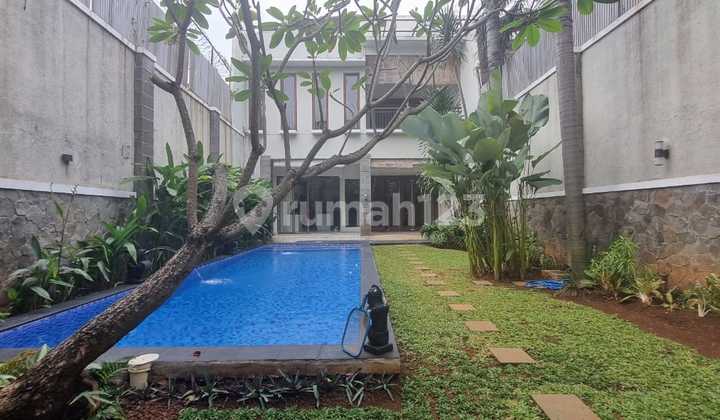For Rent Spacious House In Kemang Kmgs156