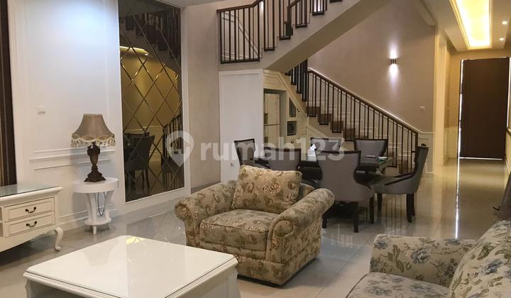 For Rent 4 Bedrooms With Semi Indoor Swimming Pool In Kemang. Best Price Kmgs088