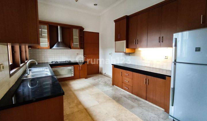 5 Bedroom Well Maintained House With Pool In Cipete South Jakarta Cpt254