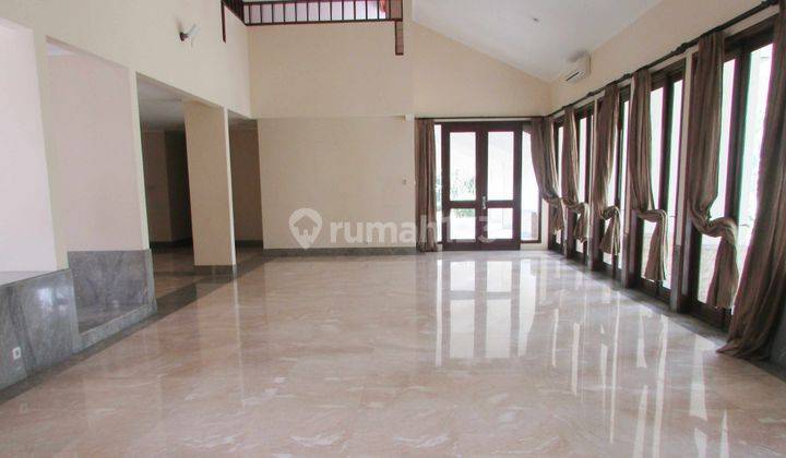 5 Bedroom Spacious House With Pool In Prestigious Area Pondok Indah pndind007